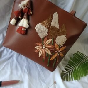 tan-embroidered-tote-bag